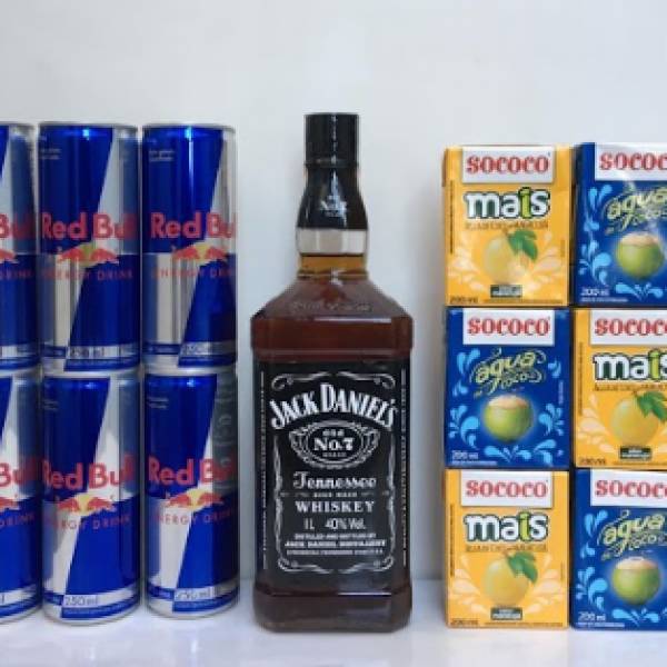 Combo Jack Daniel’s + Red Bull – 6 Red Bulls + 6 Gelos