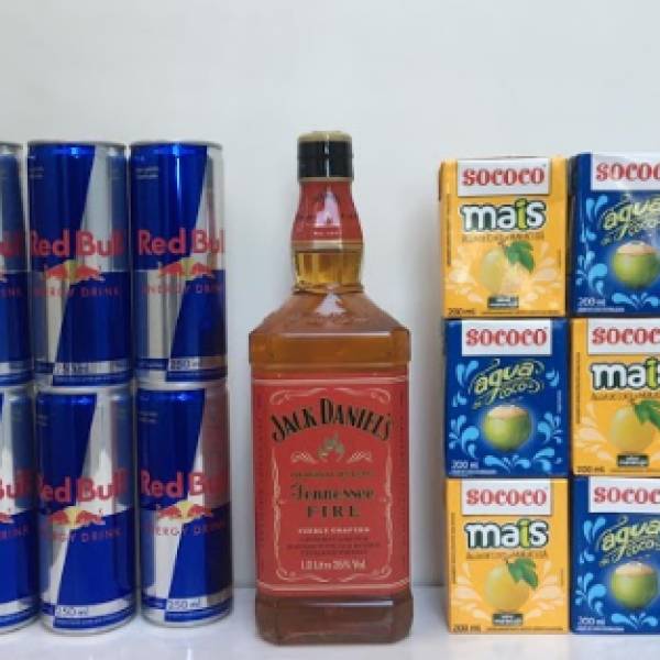 Combo Jack Daniel’s Fire + Red Bull – 6 Red Bulls + 6 Gelos