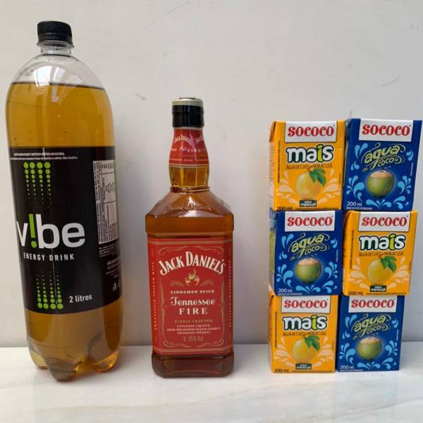 Combo Jack Daniel’s Fire + Vibe 2L + 6 Gelos