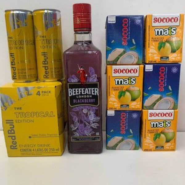 Combo Gin Beefeater Blackberry + Red Bull